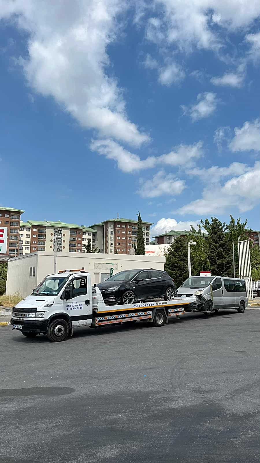 İkili Araç Çekici: Modern Yol Yardımda Verimlilik ve Güvenin Adresi