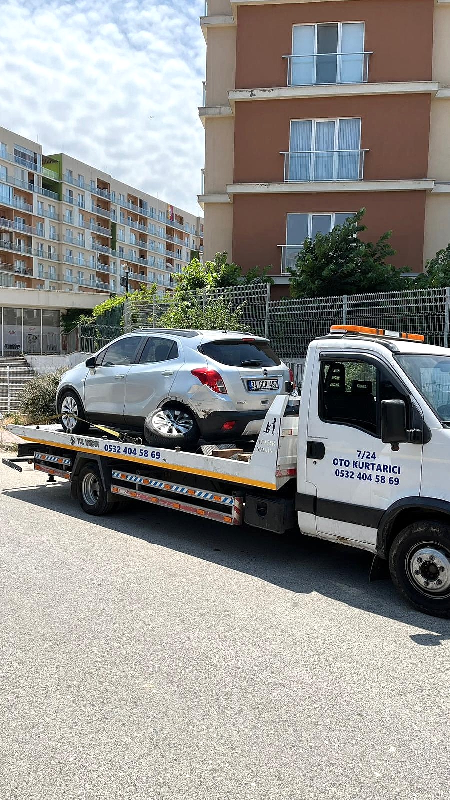 Aks Kırık Araç Transferi: Yol Yardımda Güven ve Profesyonellik